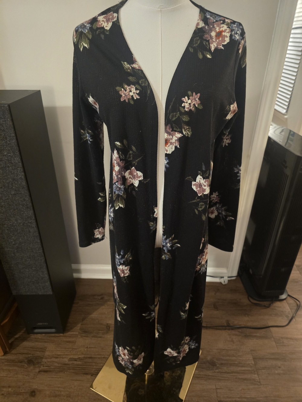 Charlotte Russe Black Floral Long Open-Front Cardigan